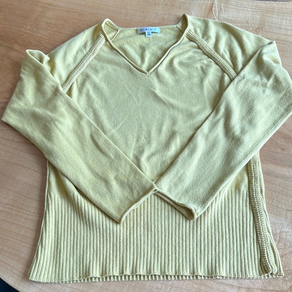 Cabi gold sweater XL